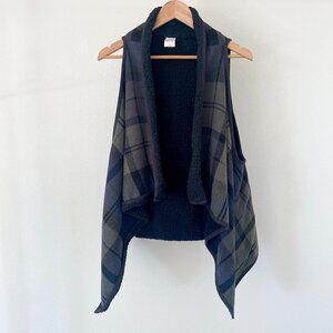 Mossimmo Black Green & Navy Blue Plaid Fleece Lined Vest